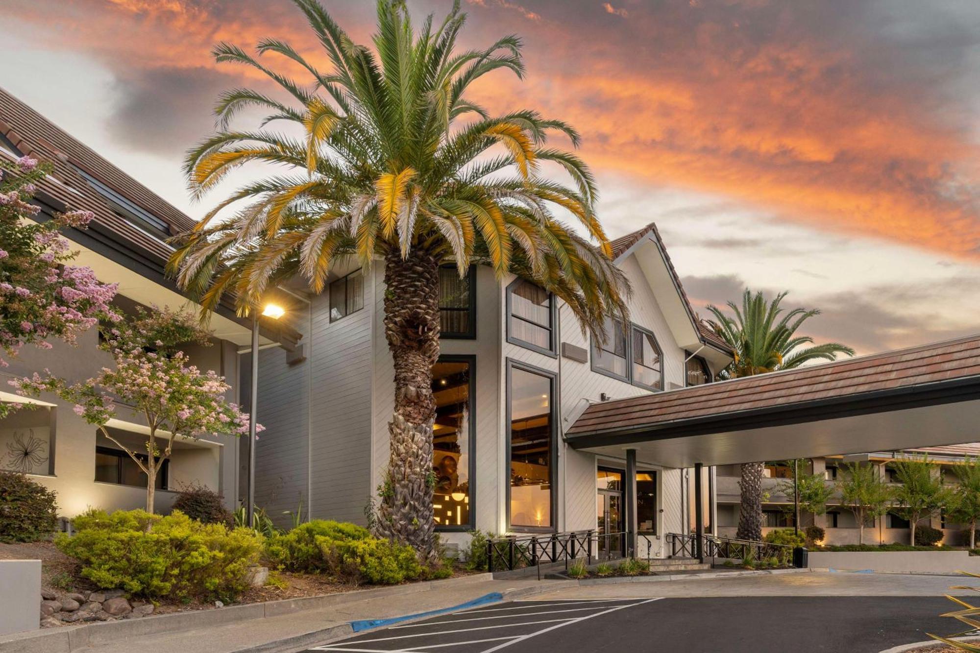 Best Western Plus Novato Oaks Inn Ngoại thất bức ảnh