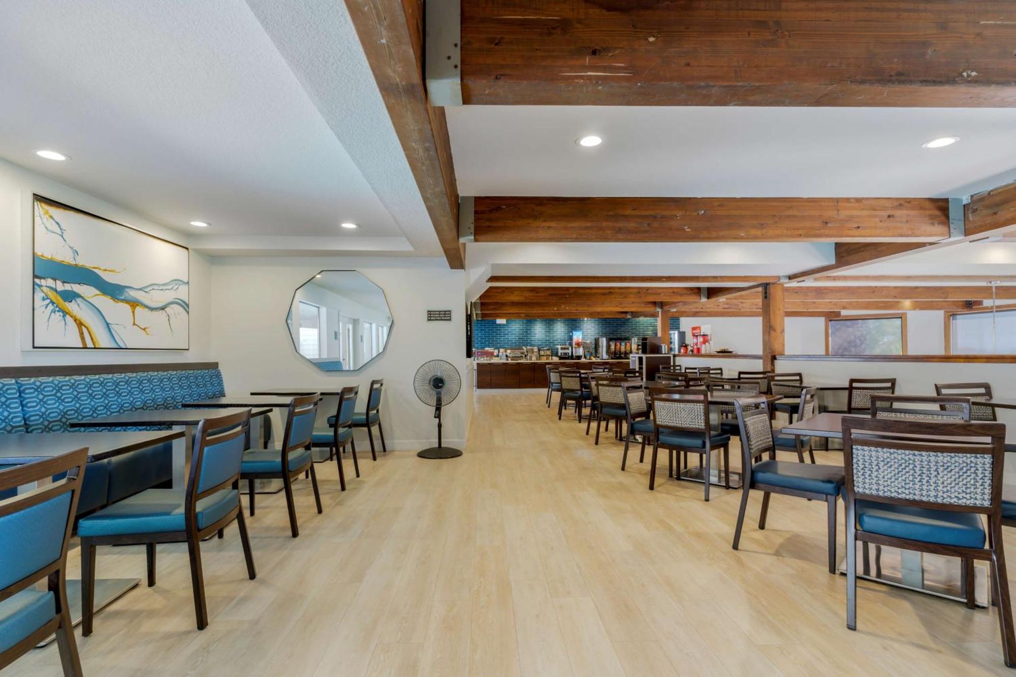 Best Western Plus Novato Oaks Inn Ngoại thất bức ảnh